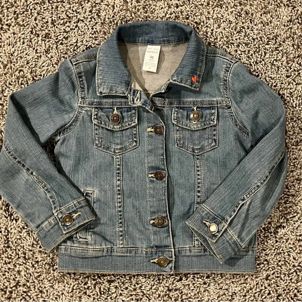 5/$25 Carter’s girls Jean jacket 4T